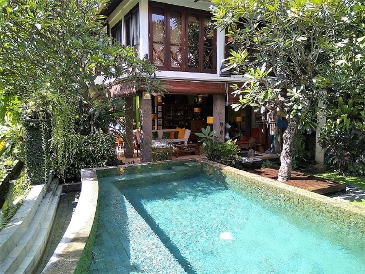 Umah Watu Villas Seminyak Kültér fotó