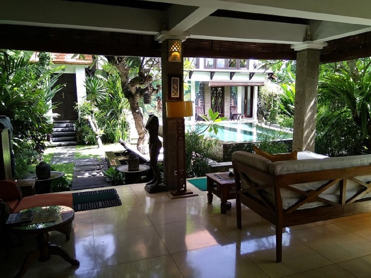 Umah Watu Villas Seminyak Kültér fotó