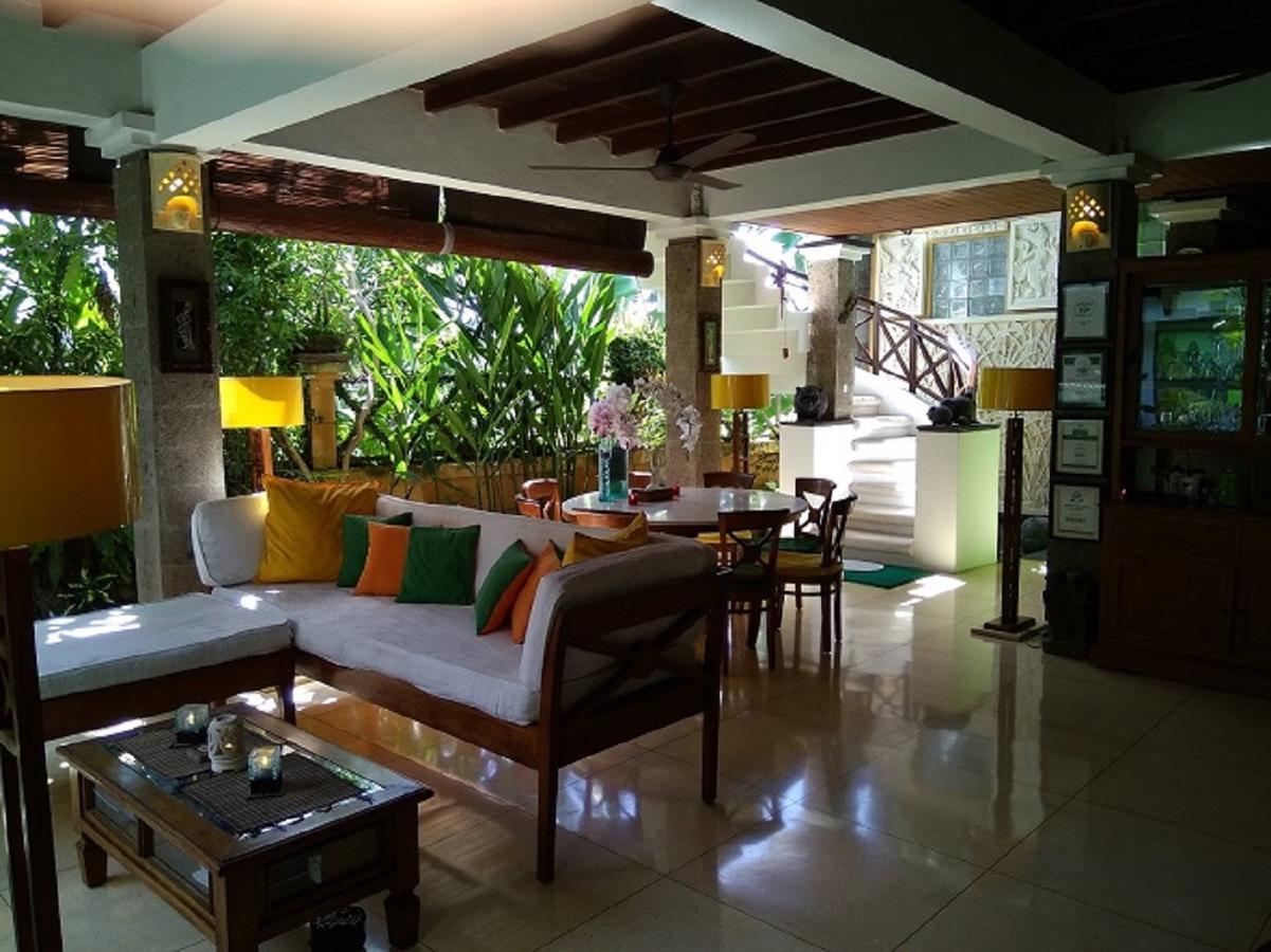 Umah Watu Villas Seminyak Kültér fotó